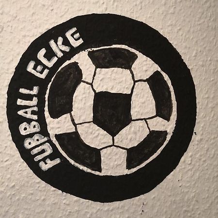 Fussball Ecke Niederneuendorf Buitenkant foto